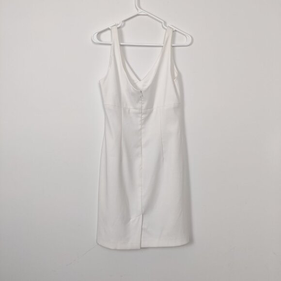 Hugo Buscati Women's White Mini Dress V-neck Size 8 Bodycon Business Casual - Picture 3 of 8
